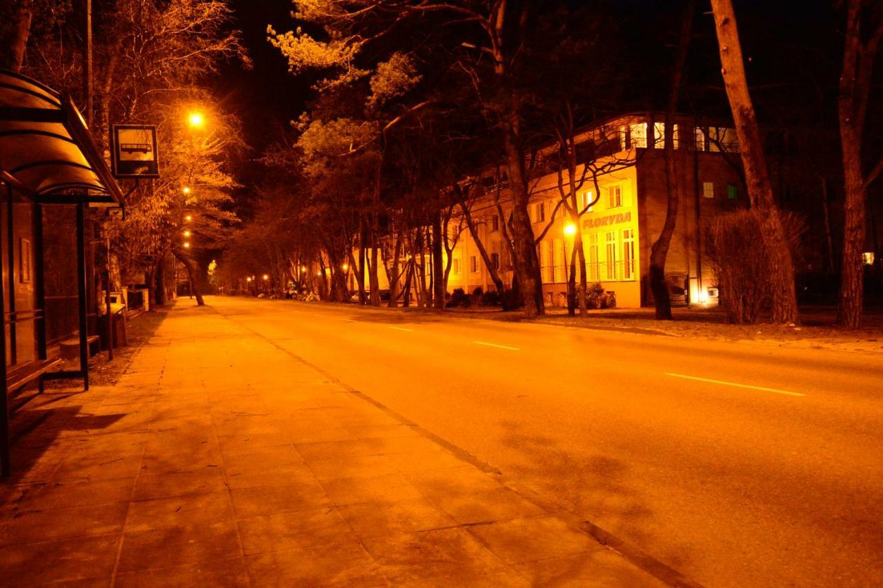 Bed and Breakfast Floryda Jurata Exterior foto